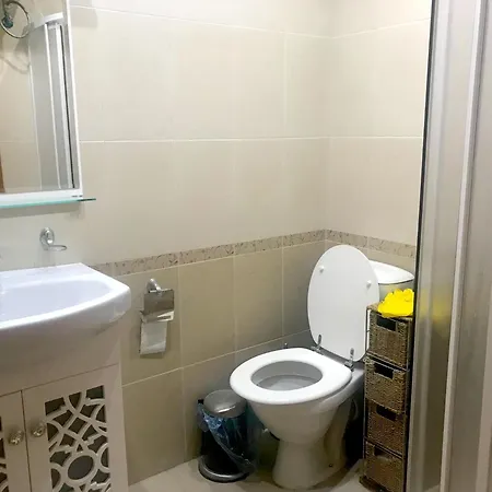 Gondola Flat Number 5 Апартаменты Банско