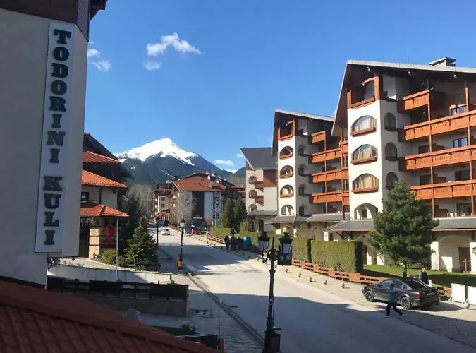 Apartment Gondola Flat Number 5 *