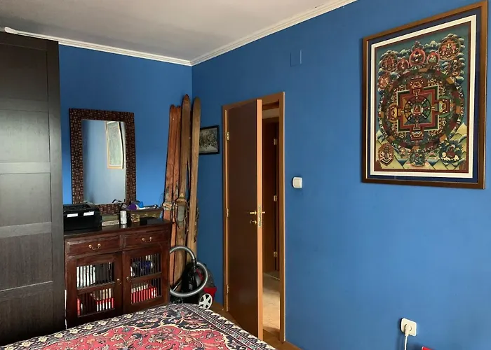 Gondola Flat Number 5 *