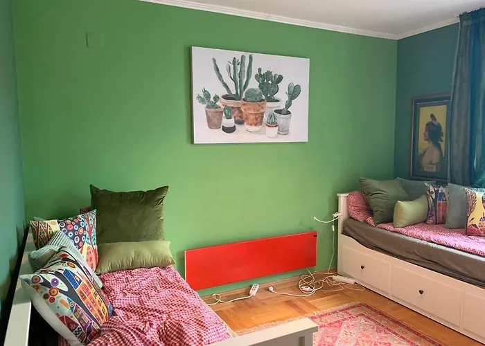 Apartment Gondola Flat Number 5